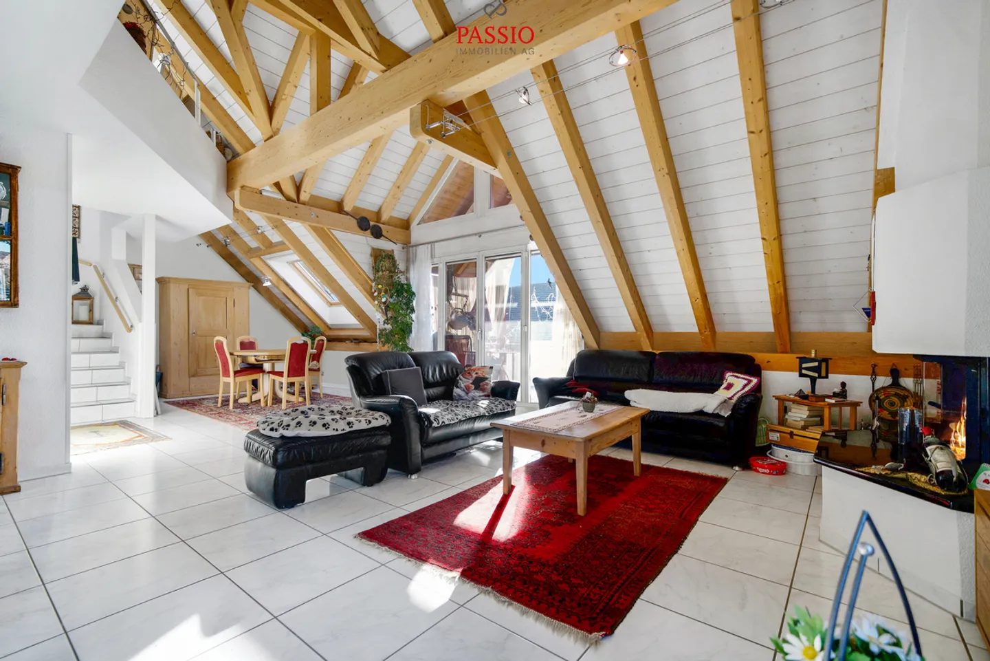 Appartement duplex spacieux de 5,5 pièces avec ascenseur dans un emplacement privilégié - Photo 6 sur 20