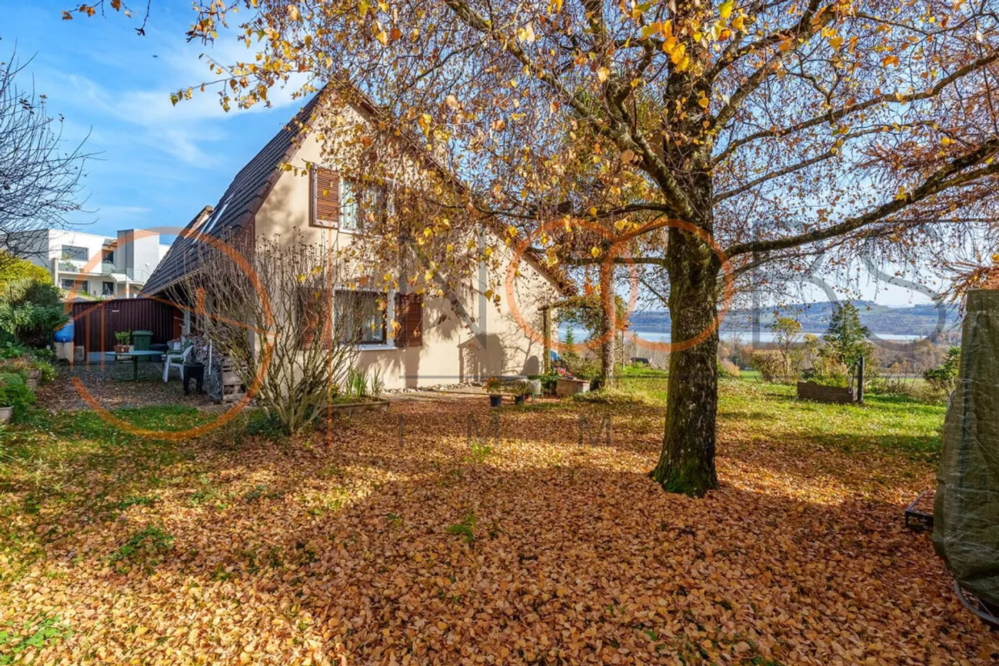 FAMILY HOUSE OF 4.5 ROOMS - Photo 4 of 13