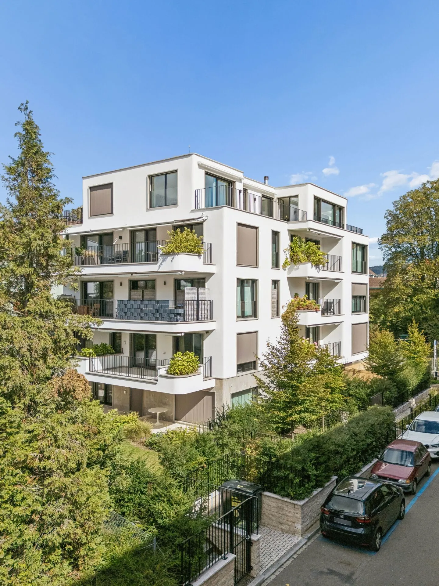 Appartement exclusif de 4,5 pièces sur la Goldbrunnenstrasse - Photo 2 sur 11