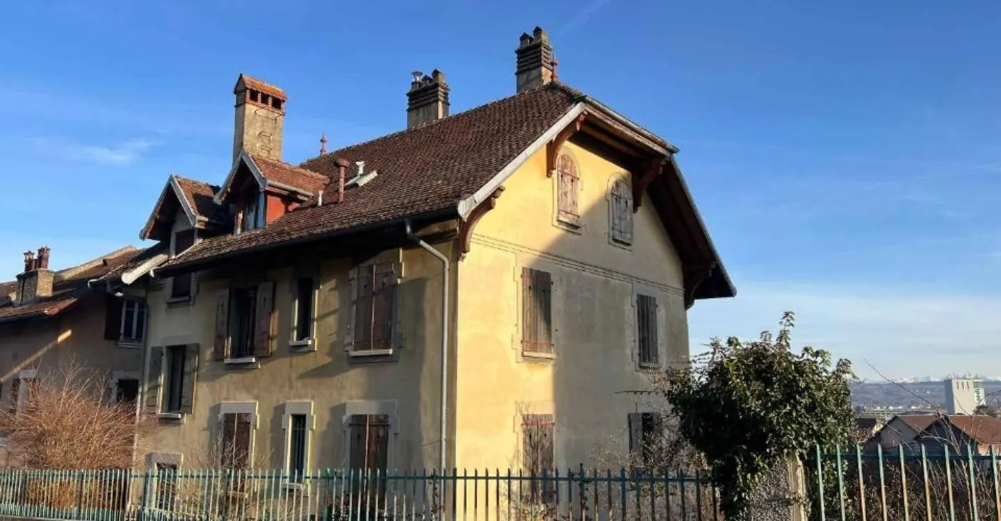 Charmantes Mietgebäude in Orbe - Foto 1 von 12