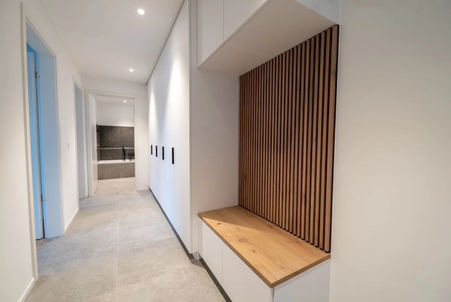 Moderne 3.5 Zimmer Wohnung - Foto 2 von 15