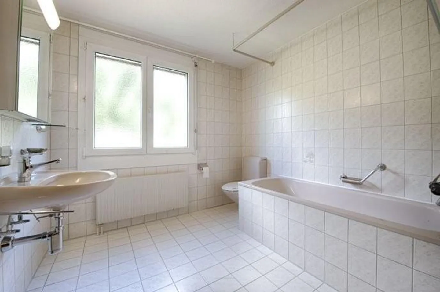 Charmante, teilsanierte Wohnung an zentraler Lage - Photo 7 of 7