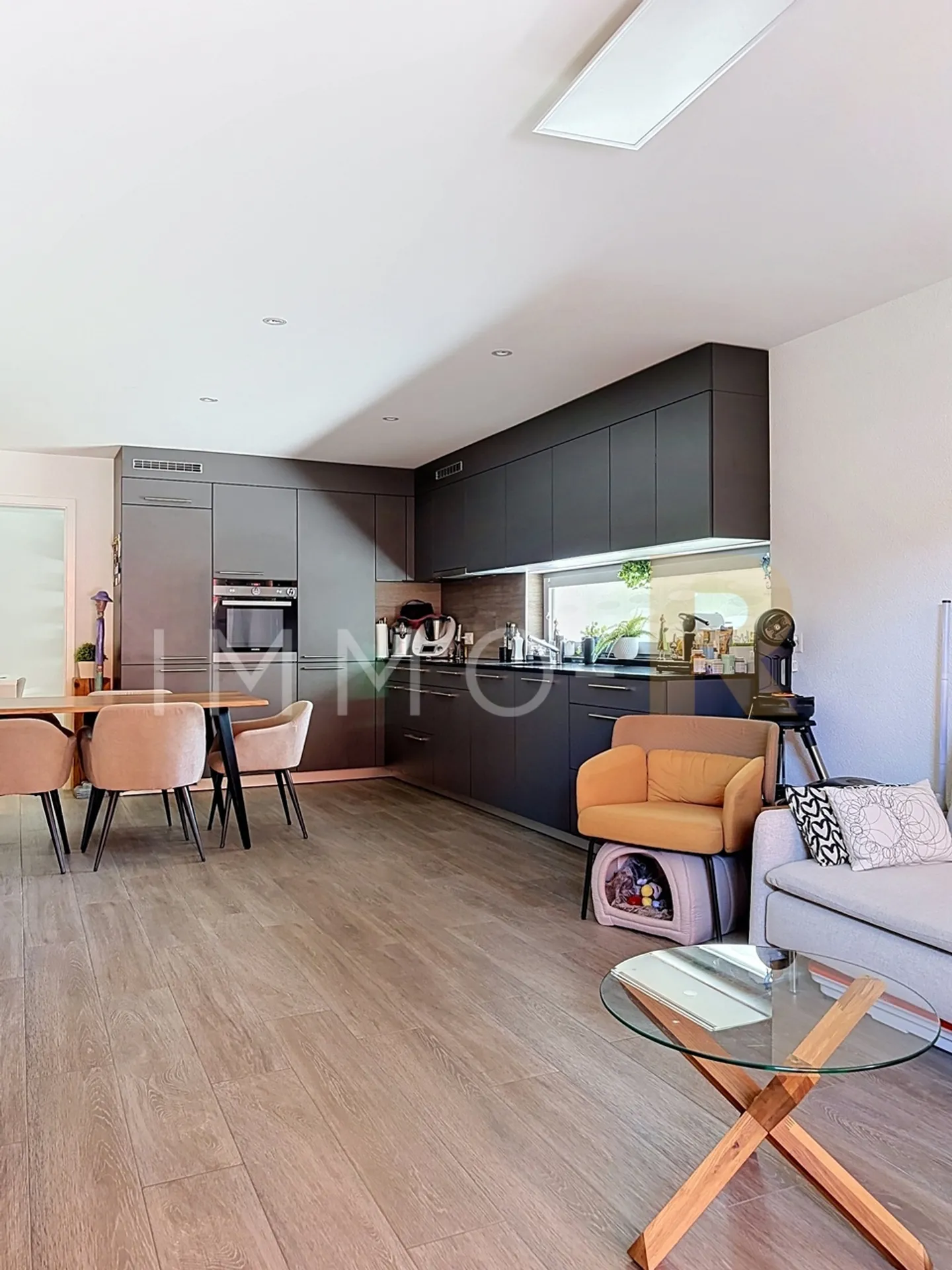 Charming 3.5-room apartment with terrace and garden - Photo 6 of 12