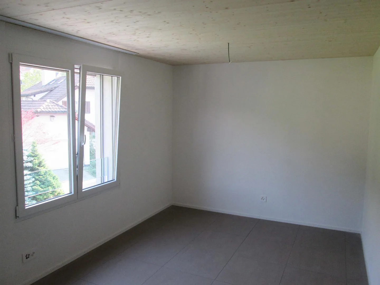 Appartement 3,5 pièces avec vue panoramique incomparable sur le lac - Photo 6 sur 12