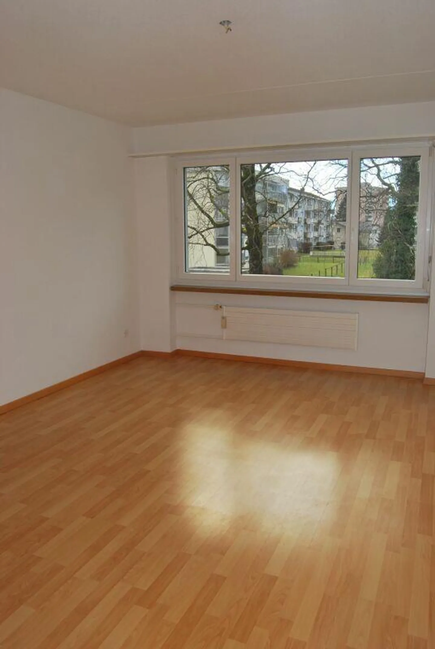 Obj. 2, 3 WG, Rez-de-chaussée - Photo 3 sur 8