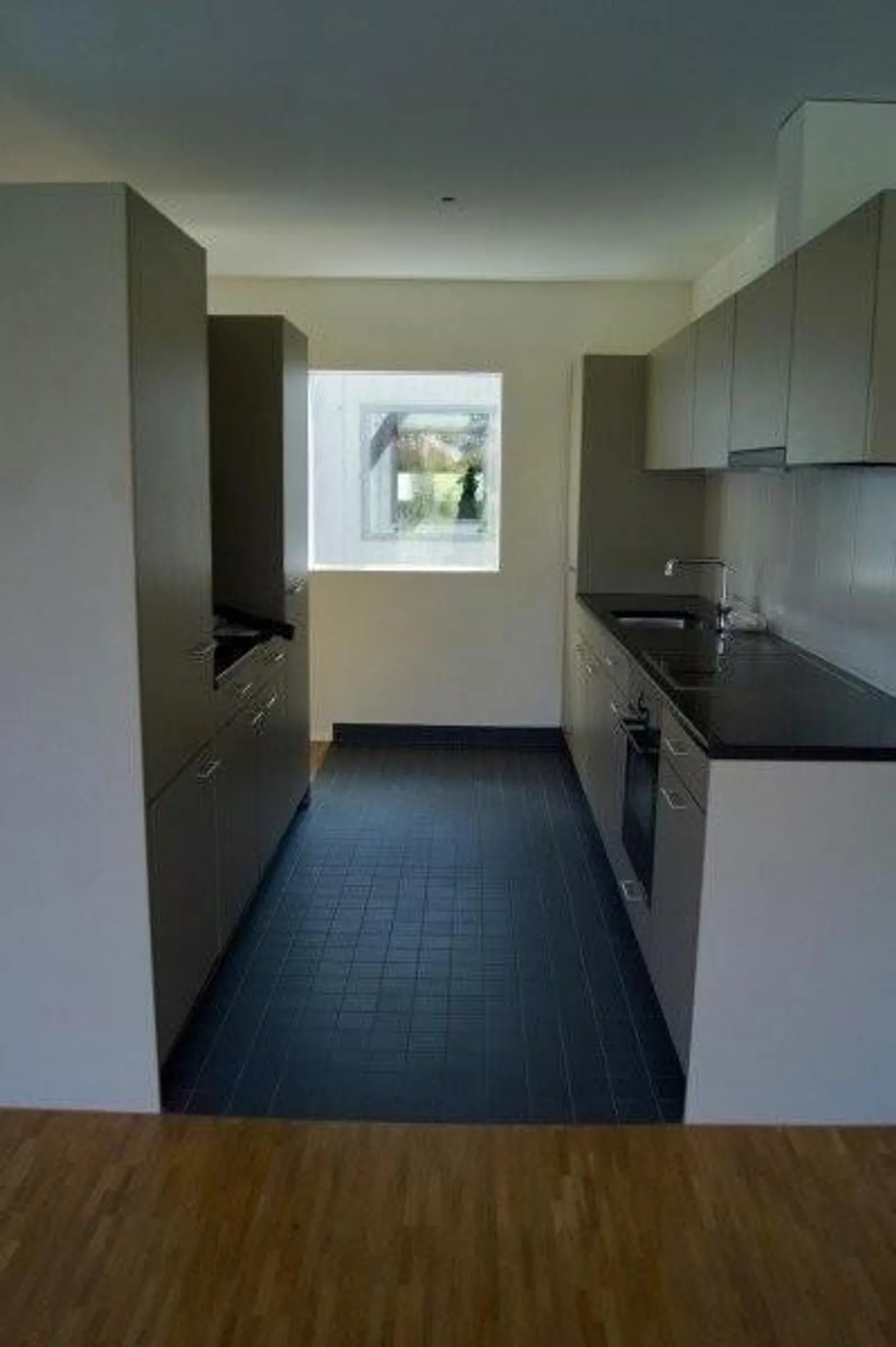 Charming Apartment in Adliswil - Photo 2 of 9