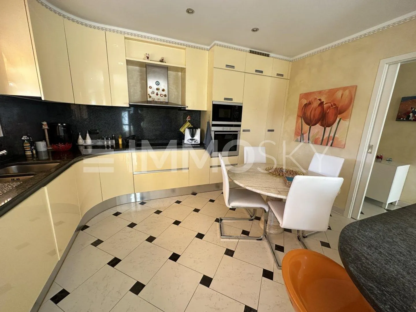 Incantevole casa familiare a Pura - Foto 4 di 5