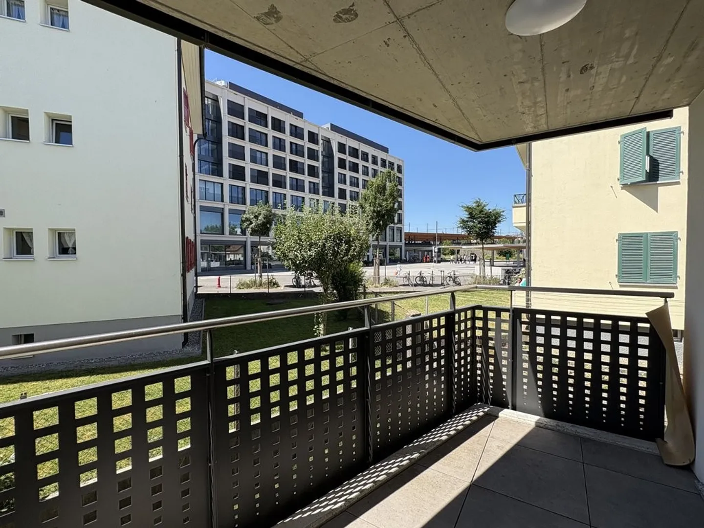 3.5 room apartment at CHF 1,900.-/month including charges - Photo 2 of 8