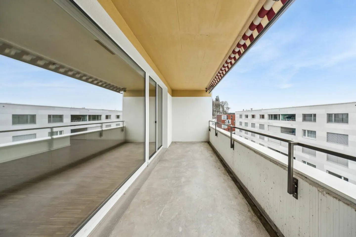 Appartement spacieux et lumineux au 3ème étage - Photo 5 sur 7