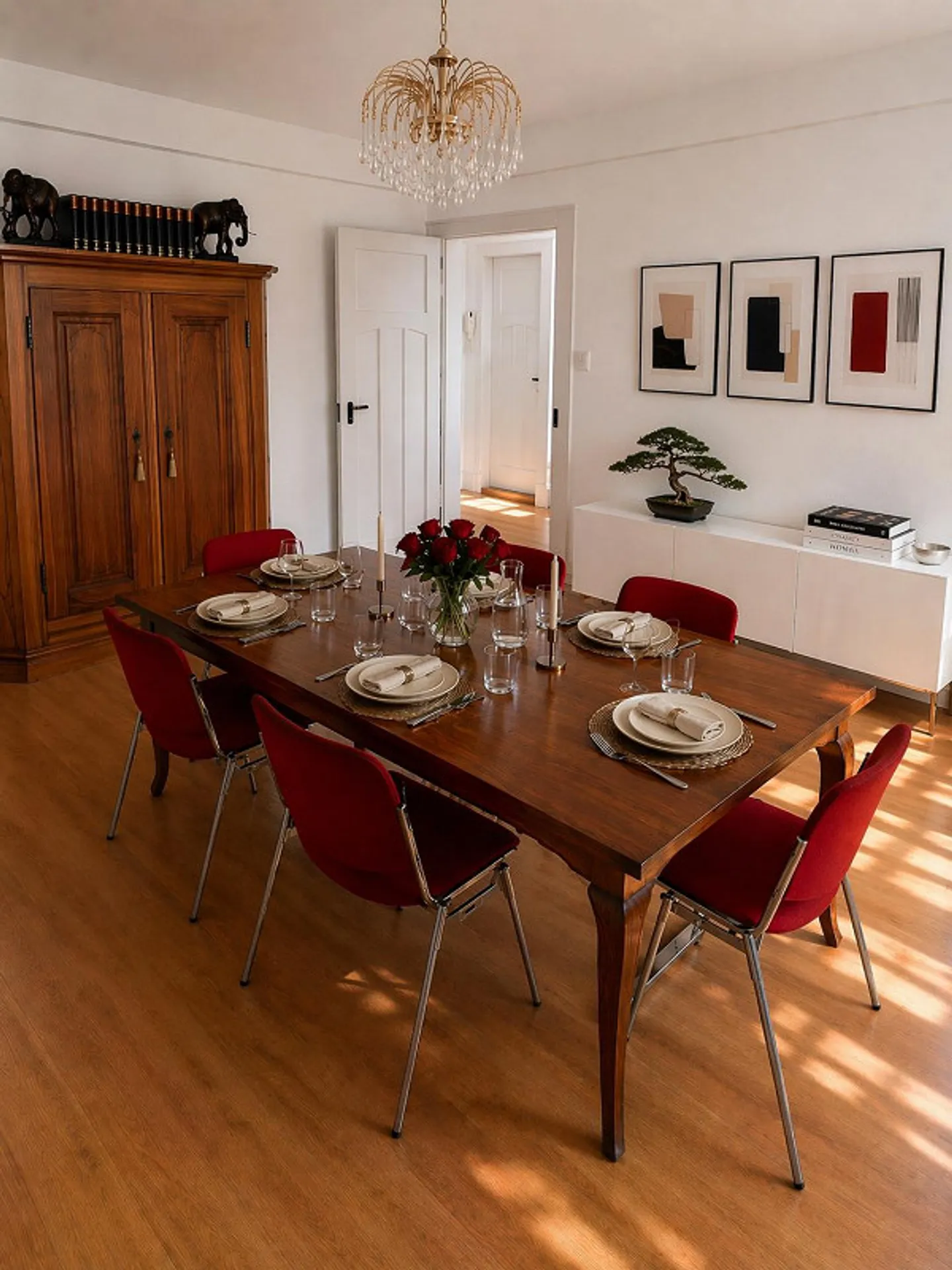 Appartement mansardé Art Nouveau lumineux avec caractère - Photo 1 sur 8