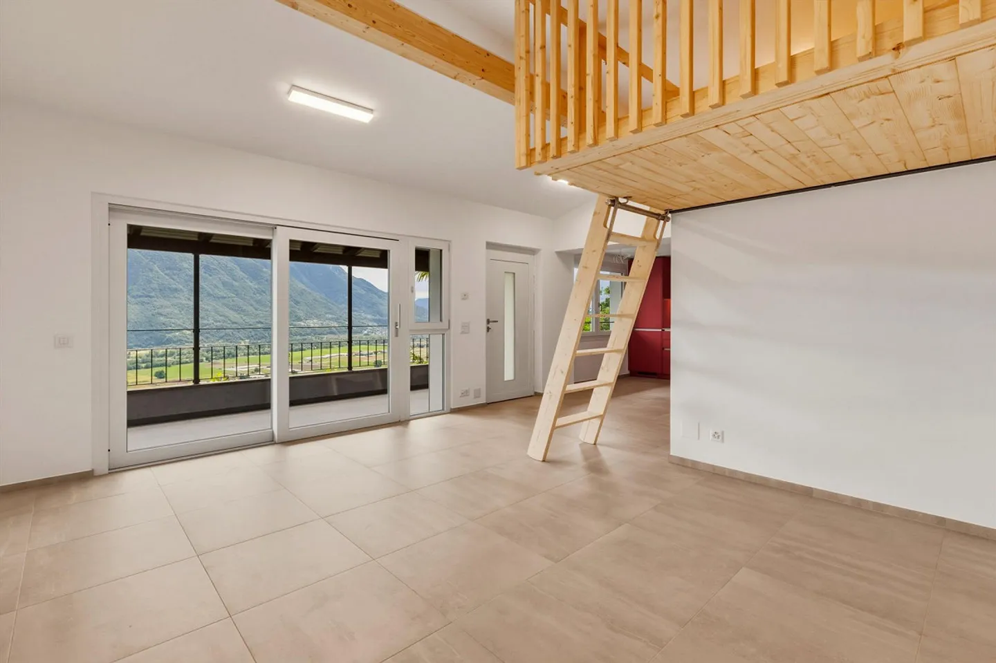 Holiday apartment for long-term rental, first occupancy after complete renovation - Photo 6 of 15