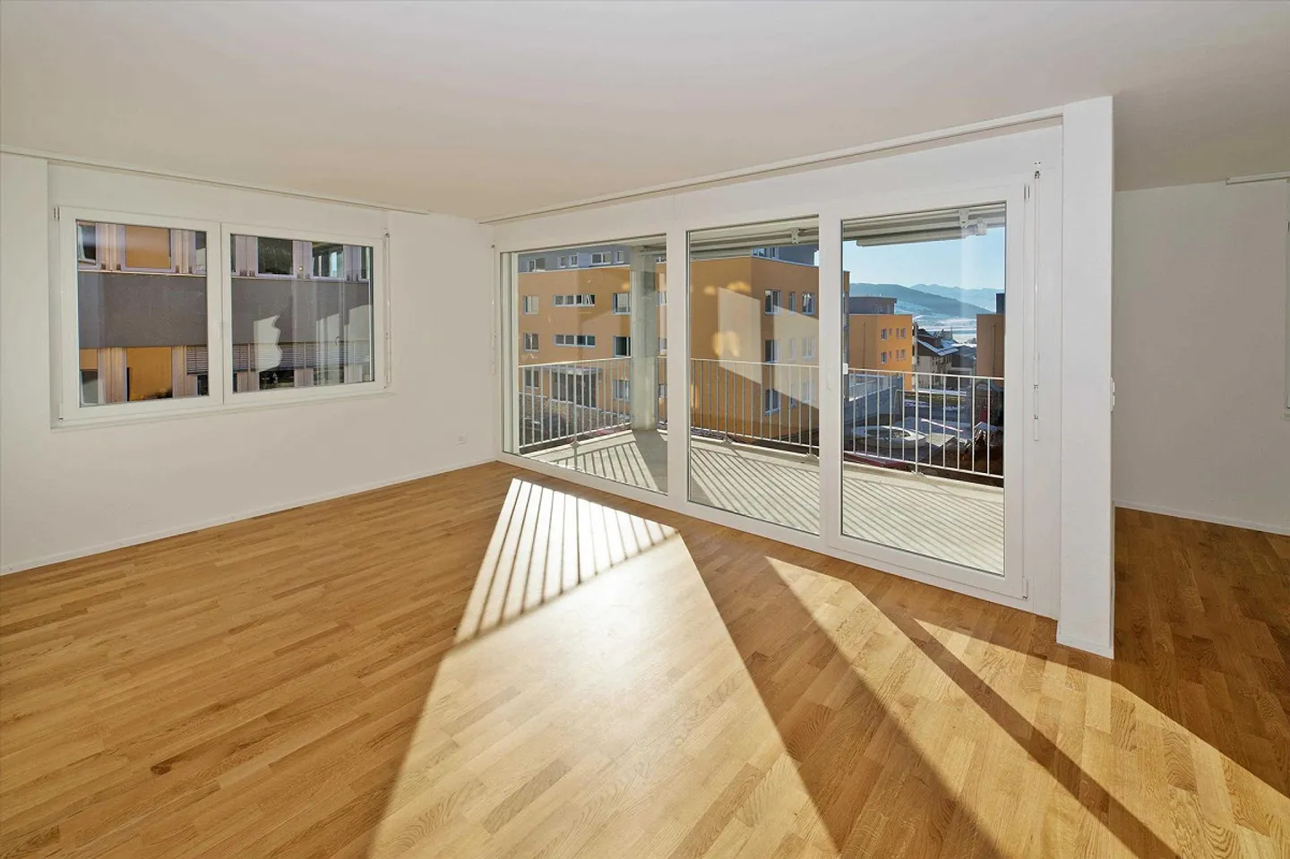 De la place pour toute la famille - vivre au rez-de-chaussée garanti ! - Photo 3 sur 9