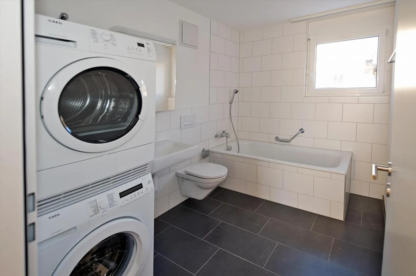 De la place pour toute la famille - vivre au rez-de-chaussée garanti ! - Photo 4 sur 9