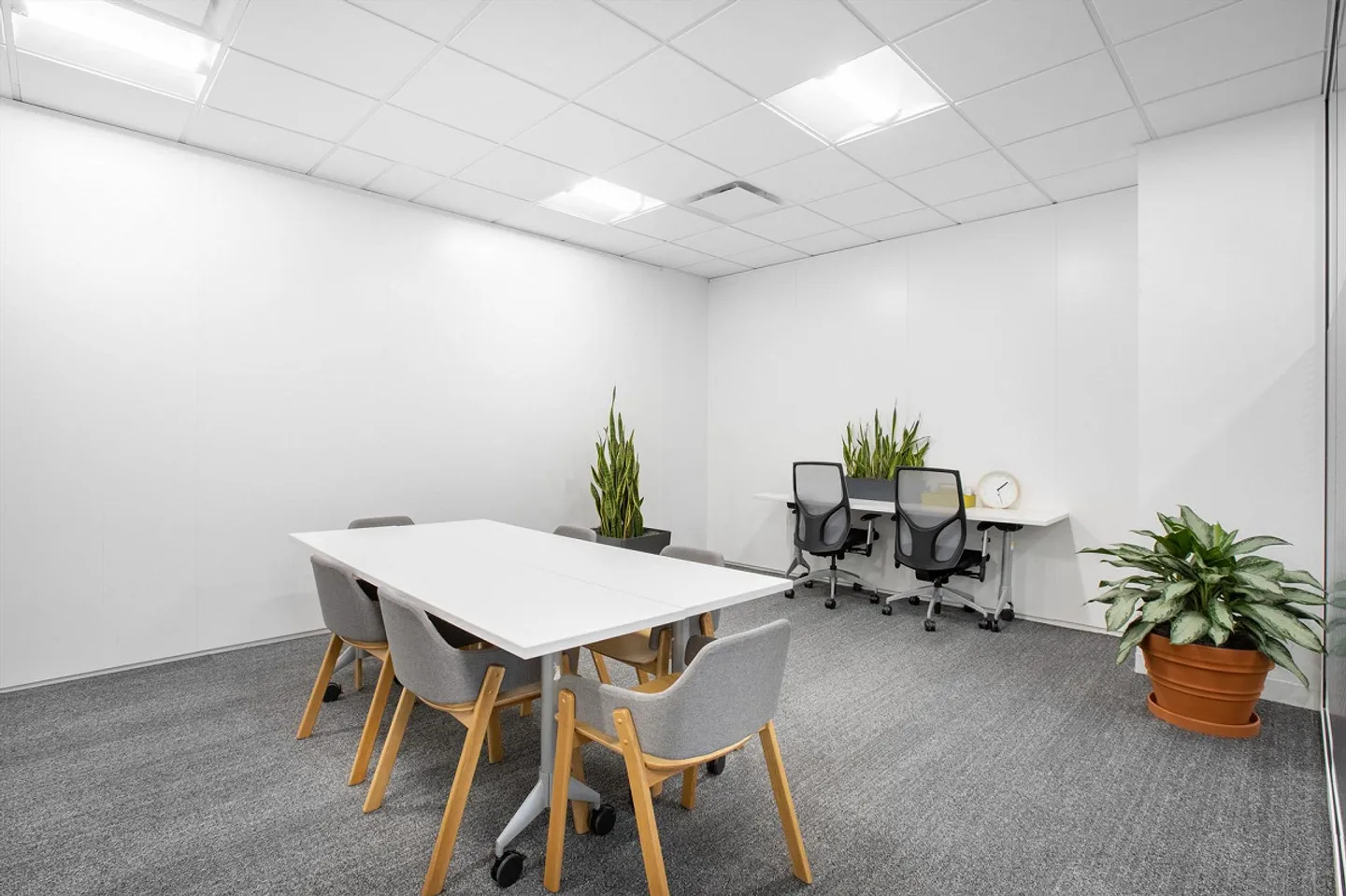 Arbeiten in Shared Offices bei Spaces Quartier de l'Étang - Foto 5 von 9