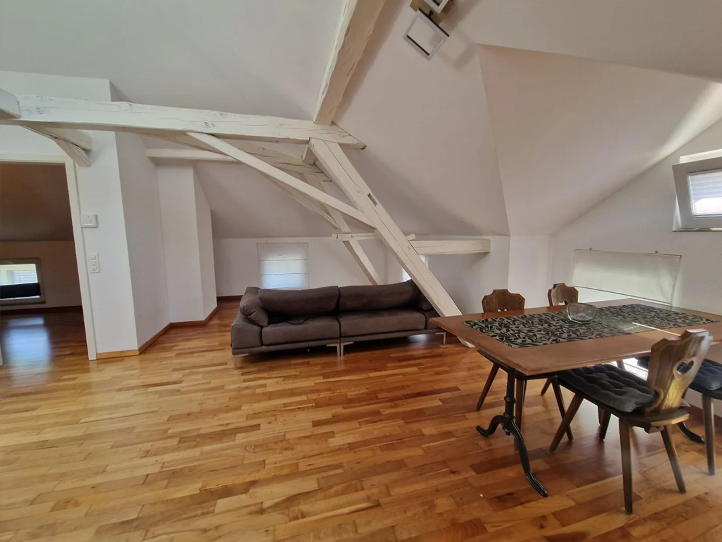 Charmante Wohnung mit Balkon - Foto 3 von 10