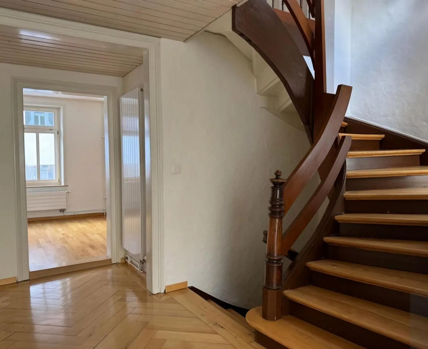 Room in the heart of St. Gallen - Photo 9 of 13