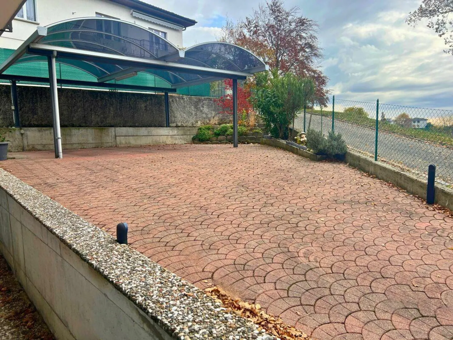 Maison individuelle ou jumelée intéressante dans un emplacement calme et verdoyant - Photo 7 sur 25