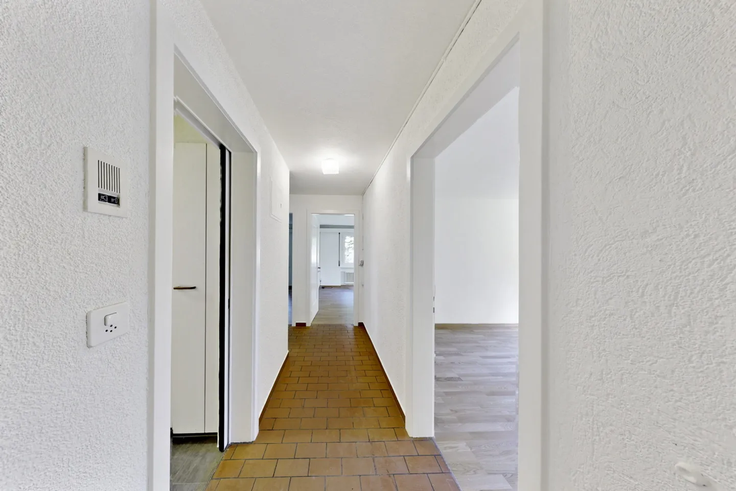 Sonnige 4-Zimmer-Wohnung - Foto 7 von 8