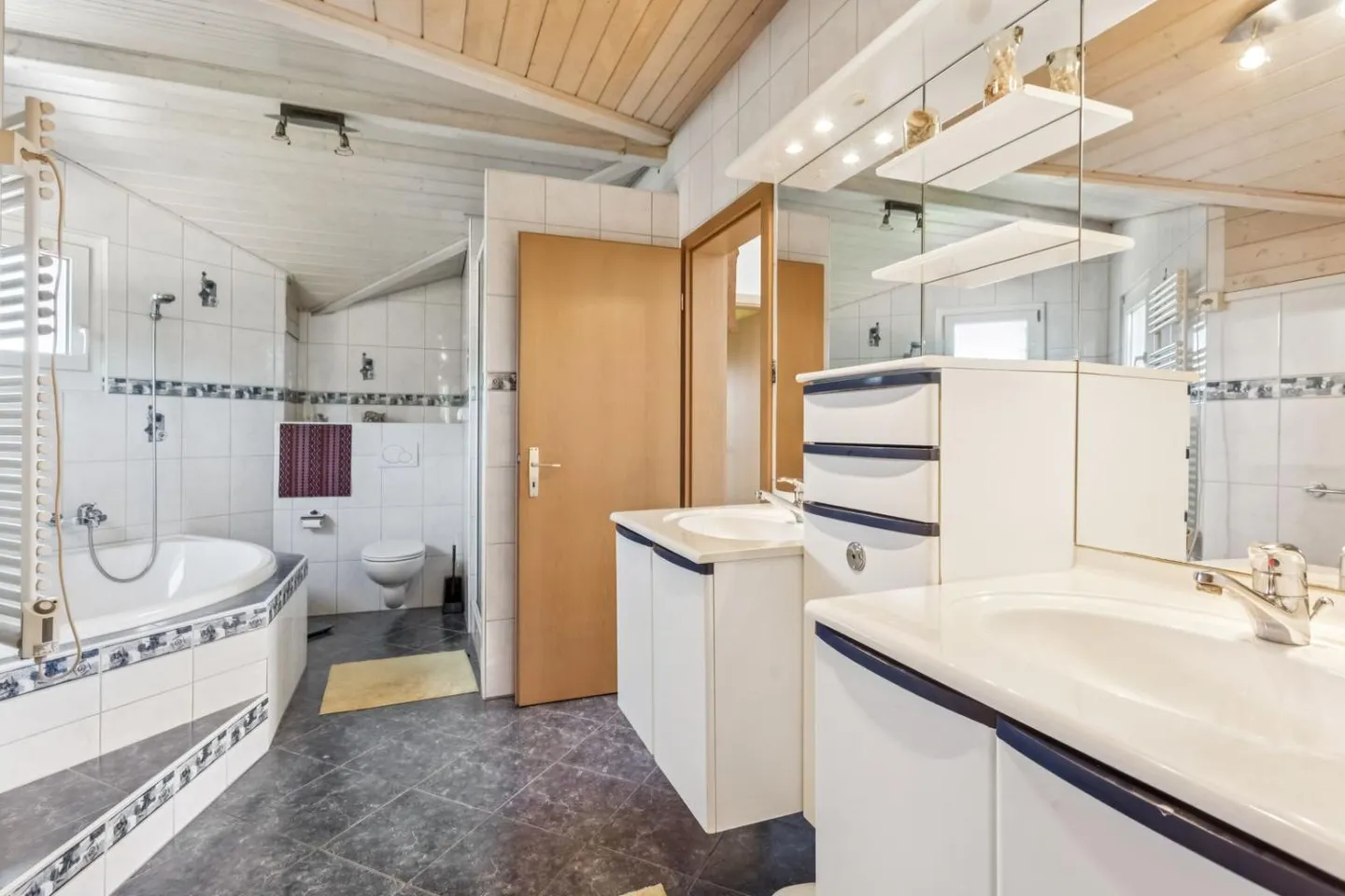 Charmante maison familiale avec piscine - Photo 10 sur 13