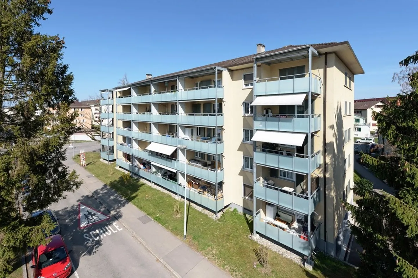 Appartamento centrale con grande balcone - Foto 1 di 7