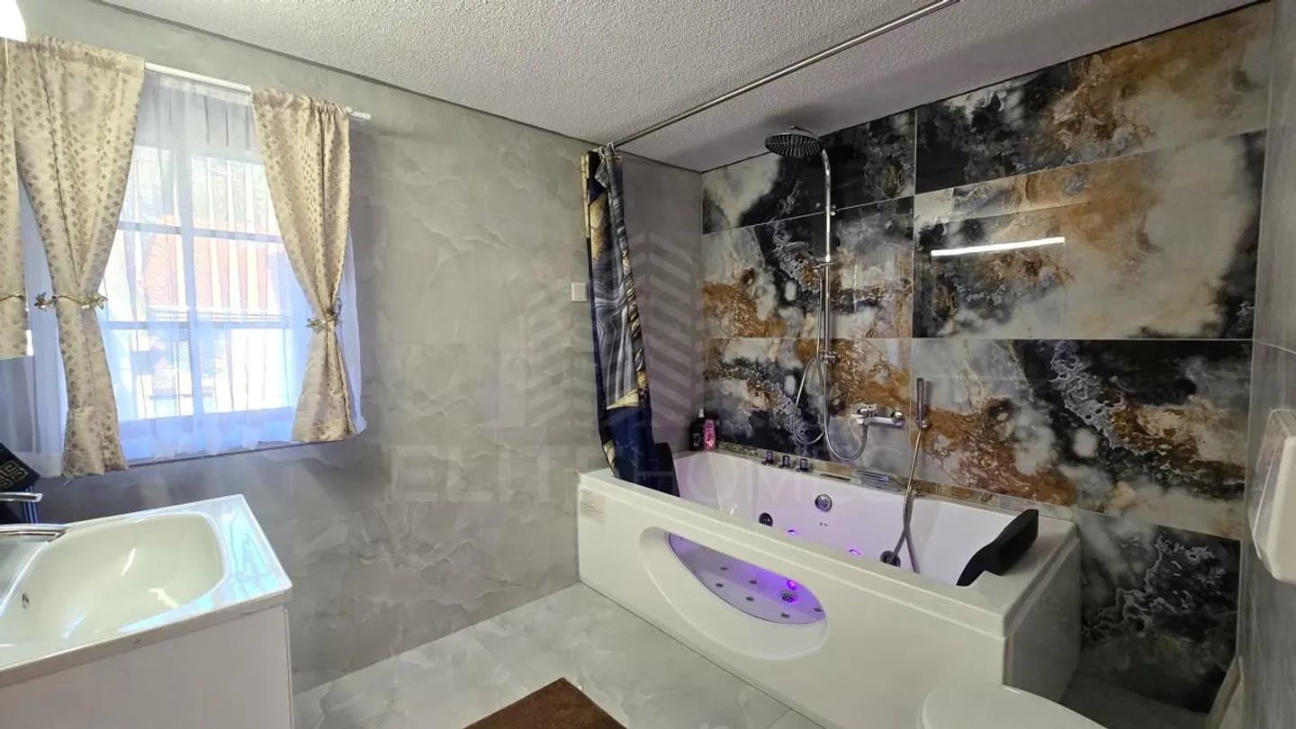 Single house for sale - Photo 5 of 6