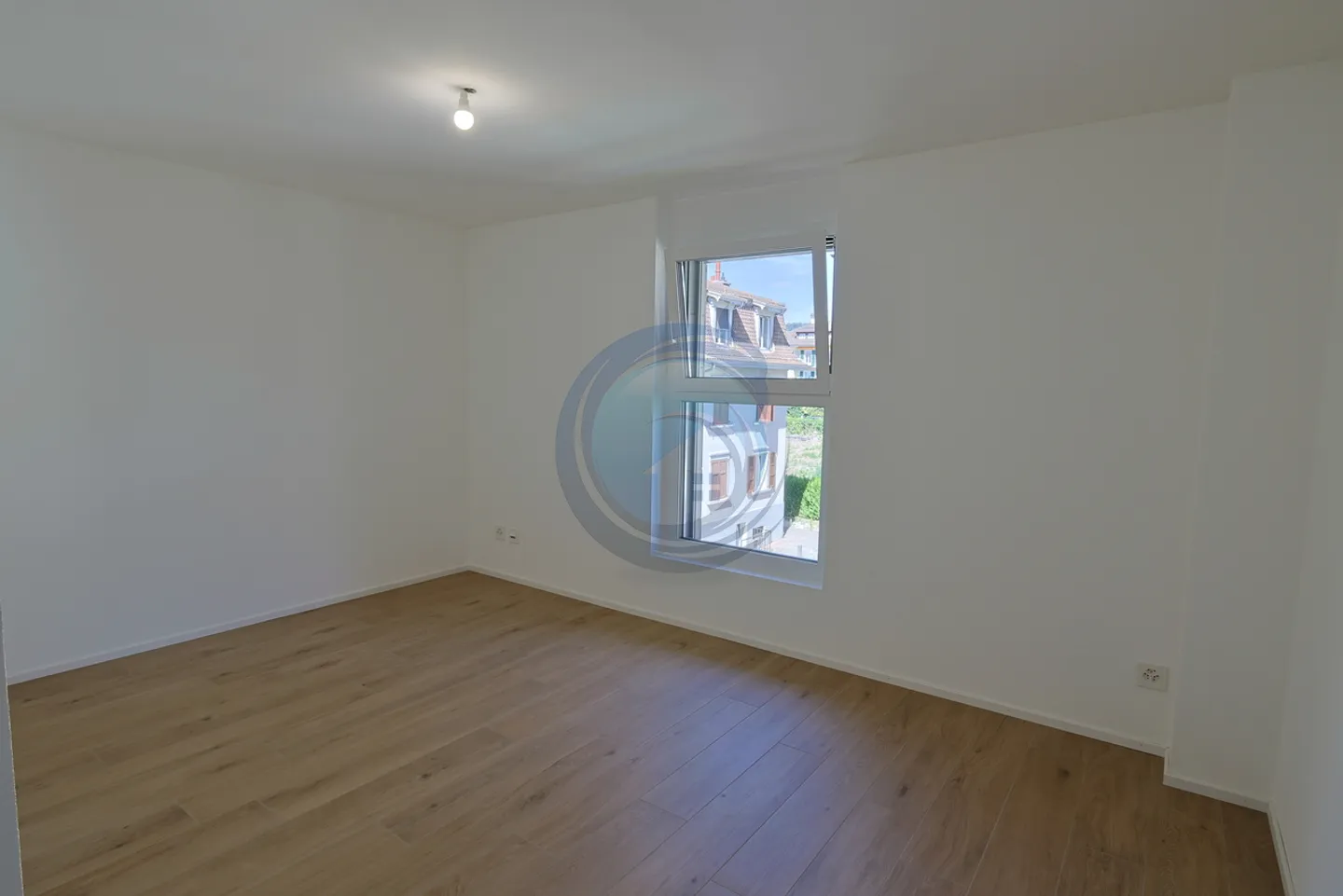 Appartement moderne avec grand balcon - Photo 6 sur 10