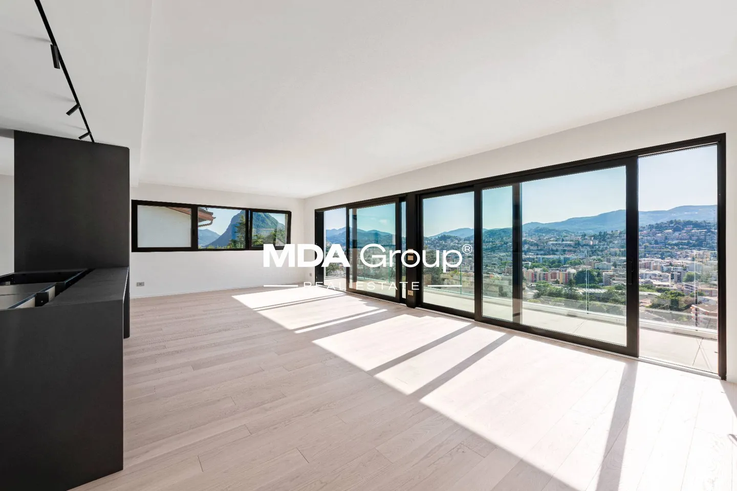 Appartamento in vendita, Via M. Frisch (Lugano, Svizzera) - Foto 3 di 23