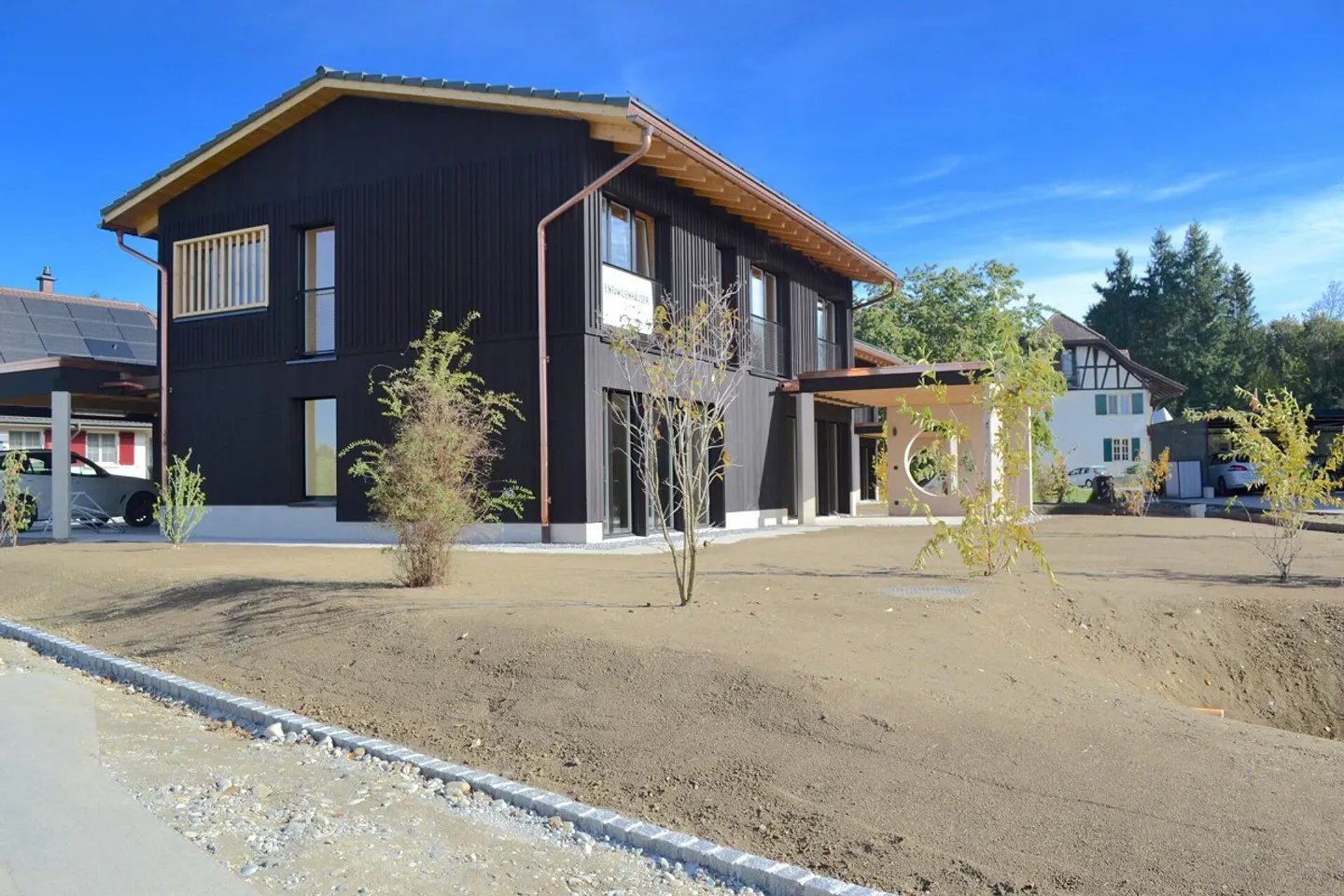 Ampia casa unifamiliare nuova costruzione - Foto 1 di 18