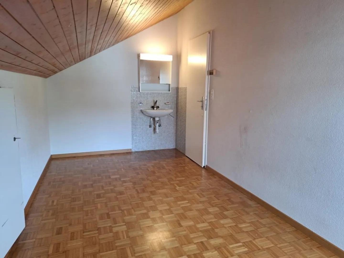 Appartamento duplex di 5,5 locali limitato fino al 30.09.2027 - Foto 8 di 8