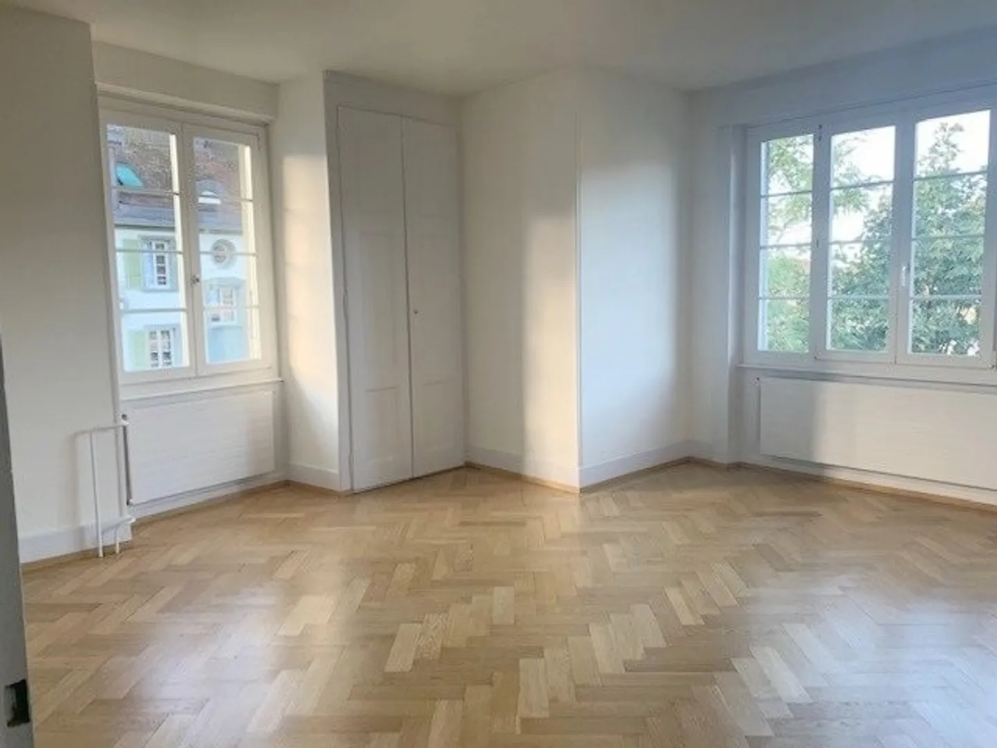 Spacious and Bright - Photo 1 of 4