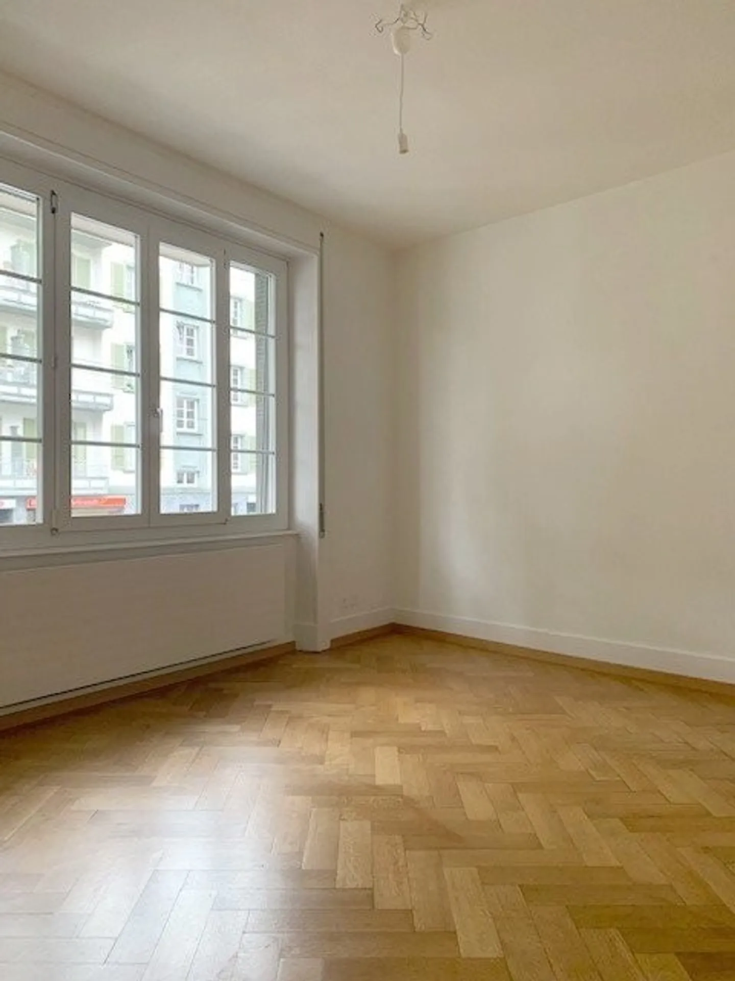 Spacious and Bright - Photo 2 of 4