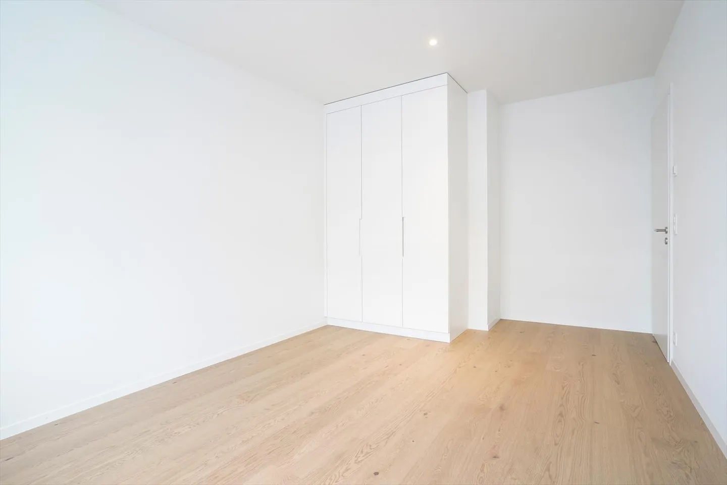 Rare à louer, appartement lumineux au cœur de la ville - Photo 3 sur 7