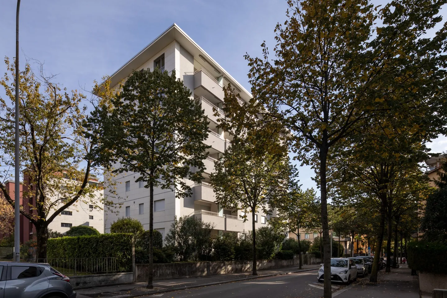 Appartement moderne de 3,5 pièces à louer dans un emplacement central - Photo 1 sur 11