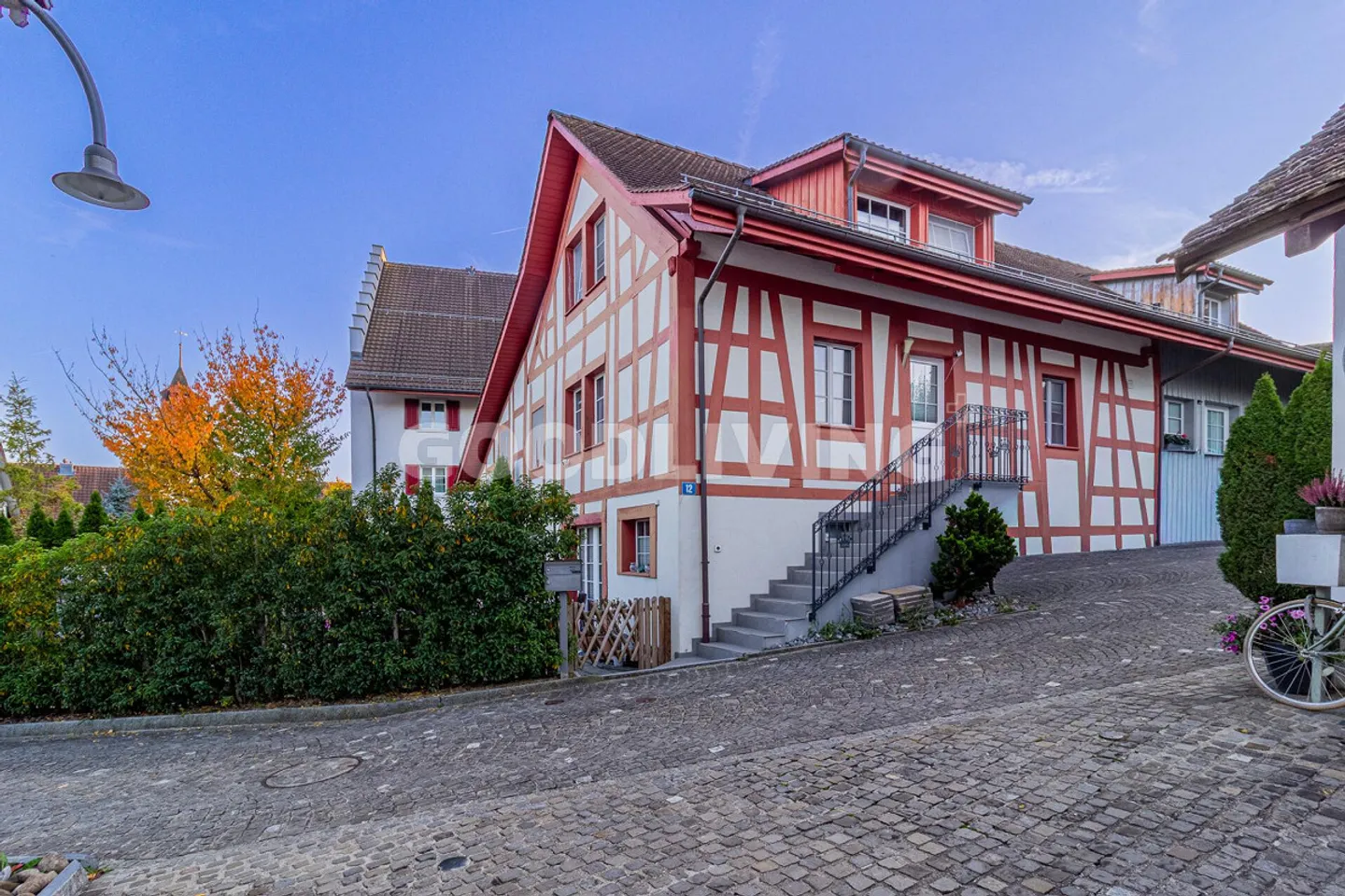 Maison en terrasse à vendre - Photo 1 sur 9