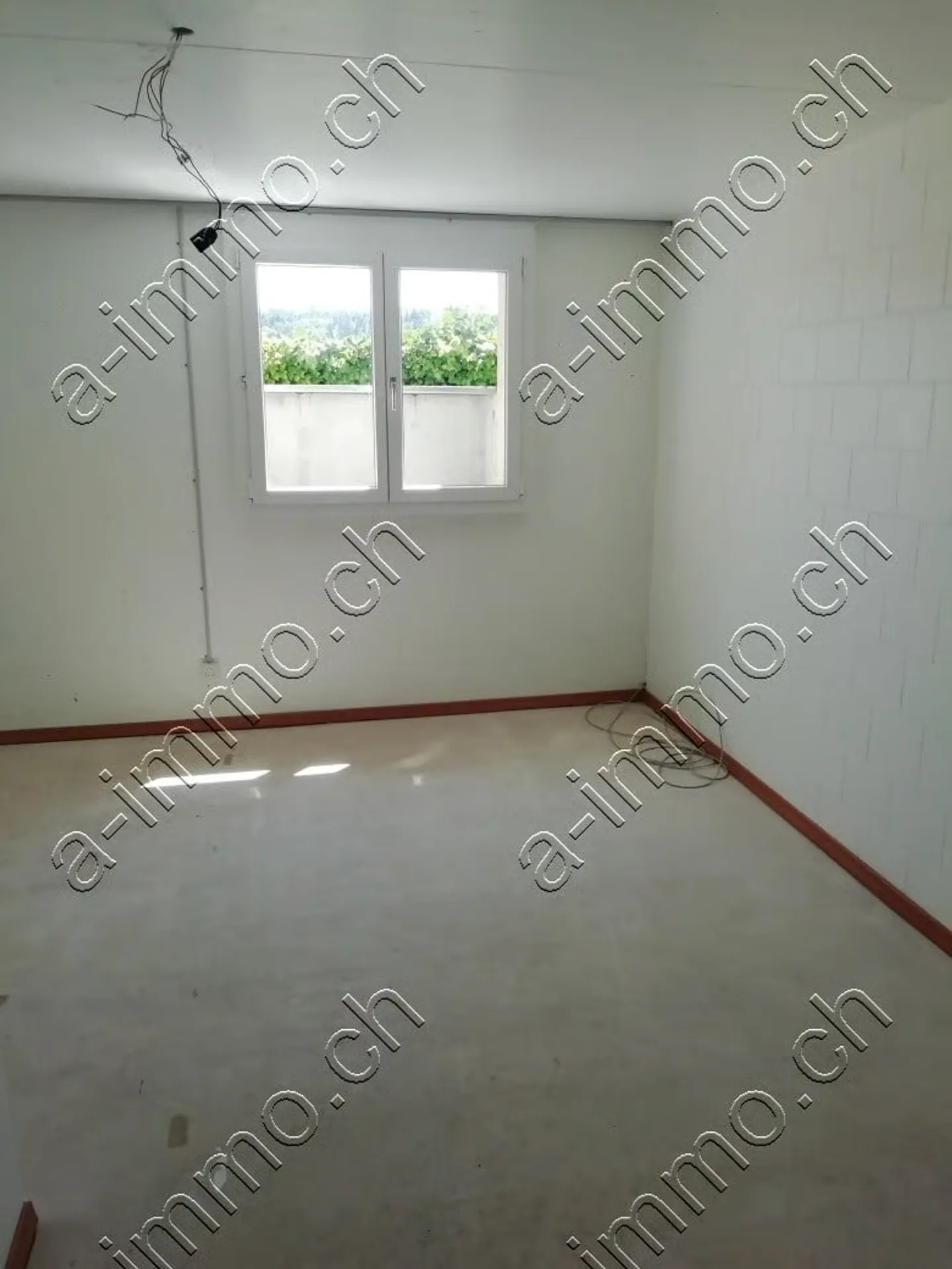 2 x Stanze per hobby con WC e finestre in affitto - Foto 1 di 8
