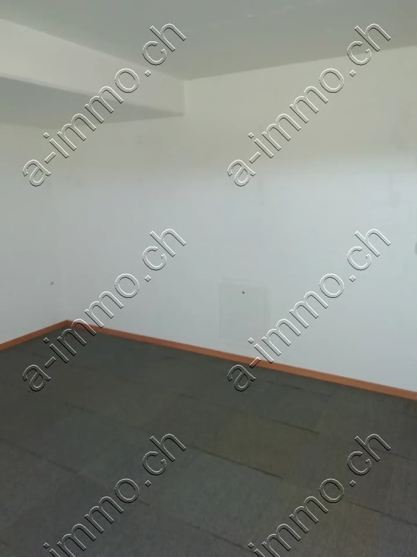 2 x Stanze per hobby con WC e finestre in affitto - Foto 5 di 8