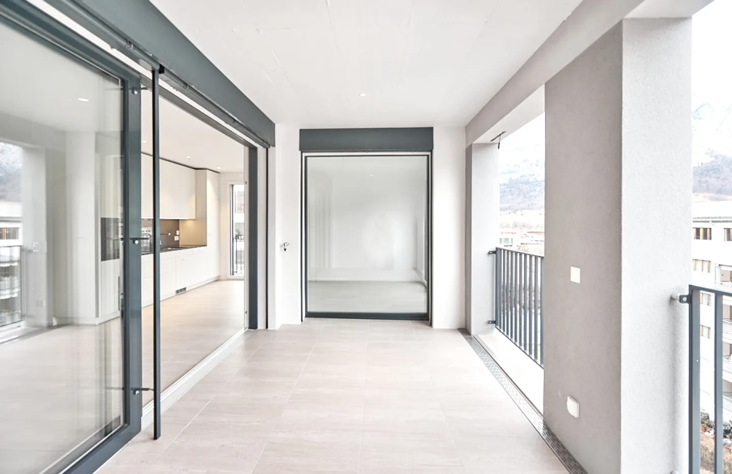 ISA-Hof Appartement 2.5 pièces ultra moderne - Photo 3 sur 10