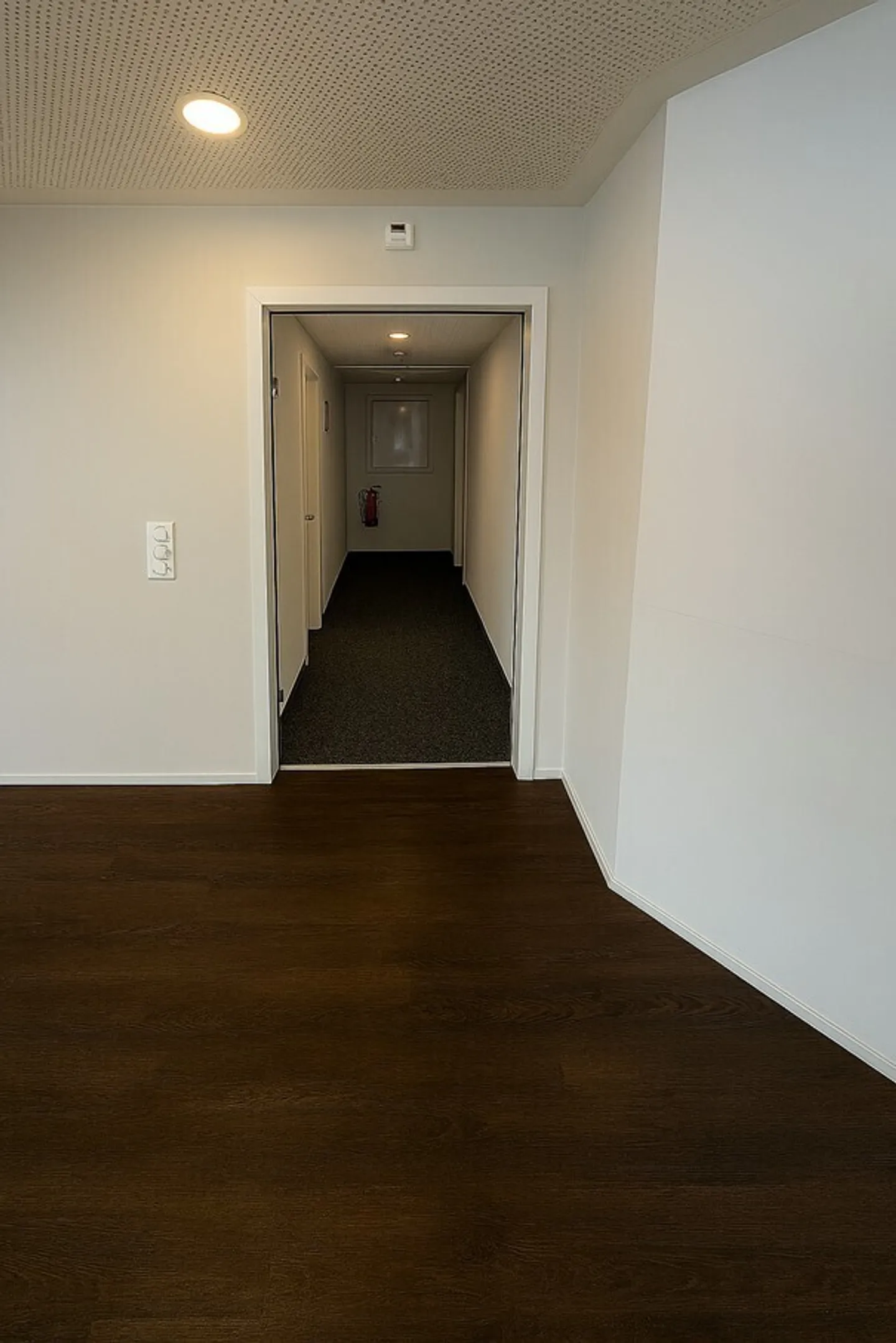Attractive Office Space in the Center of Sonnenhof Rapperswil - Photo 6 of 6