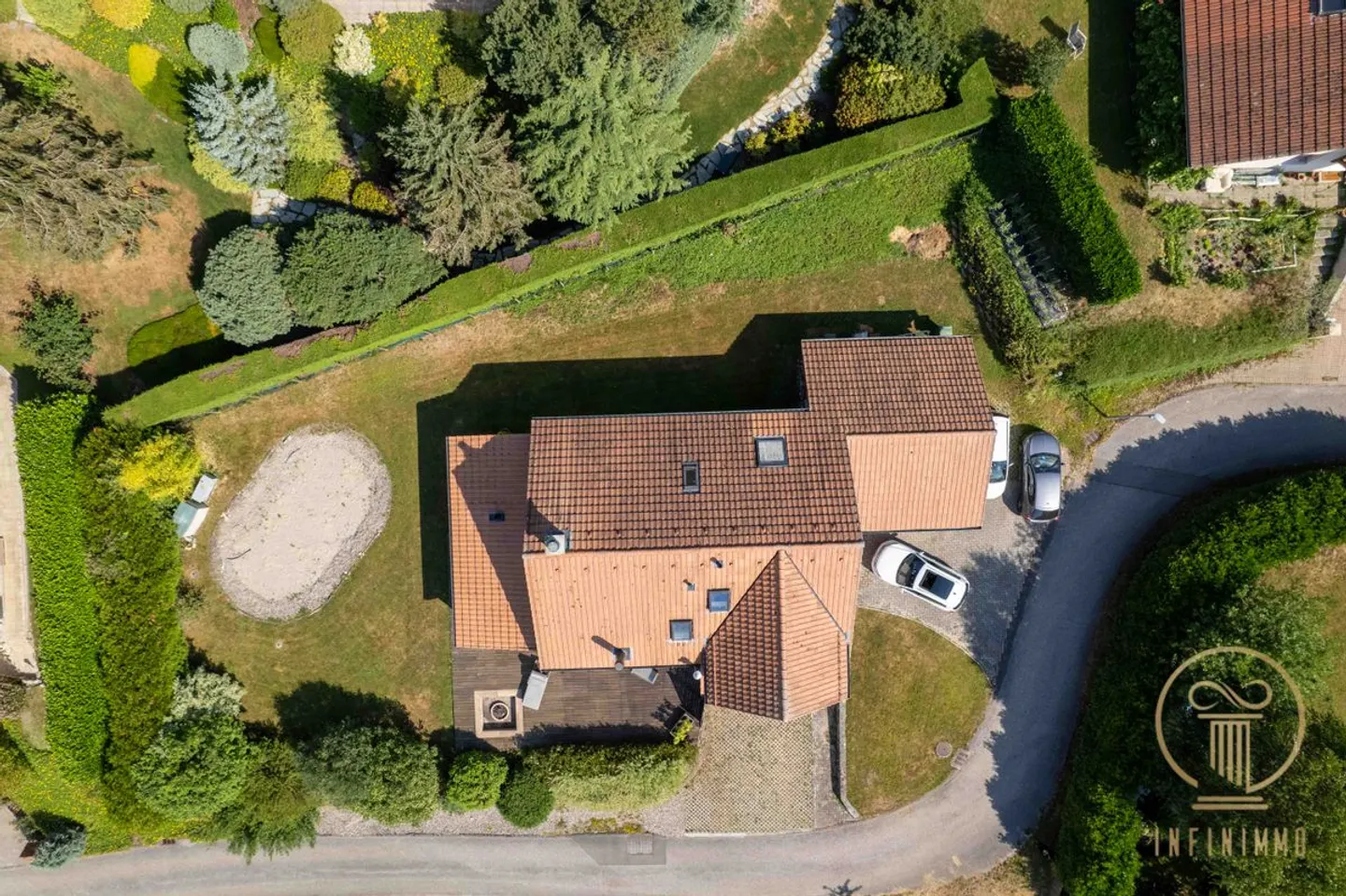 Charming Family Home in Chavannes - Photo 4 of 13