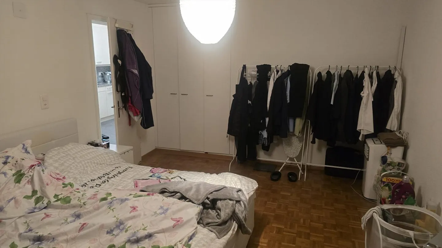 Camera condivisa luminosa di 20 m² nel centrale Höngg - Foto 2 di 6