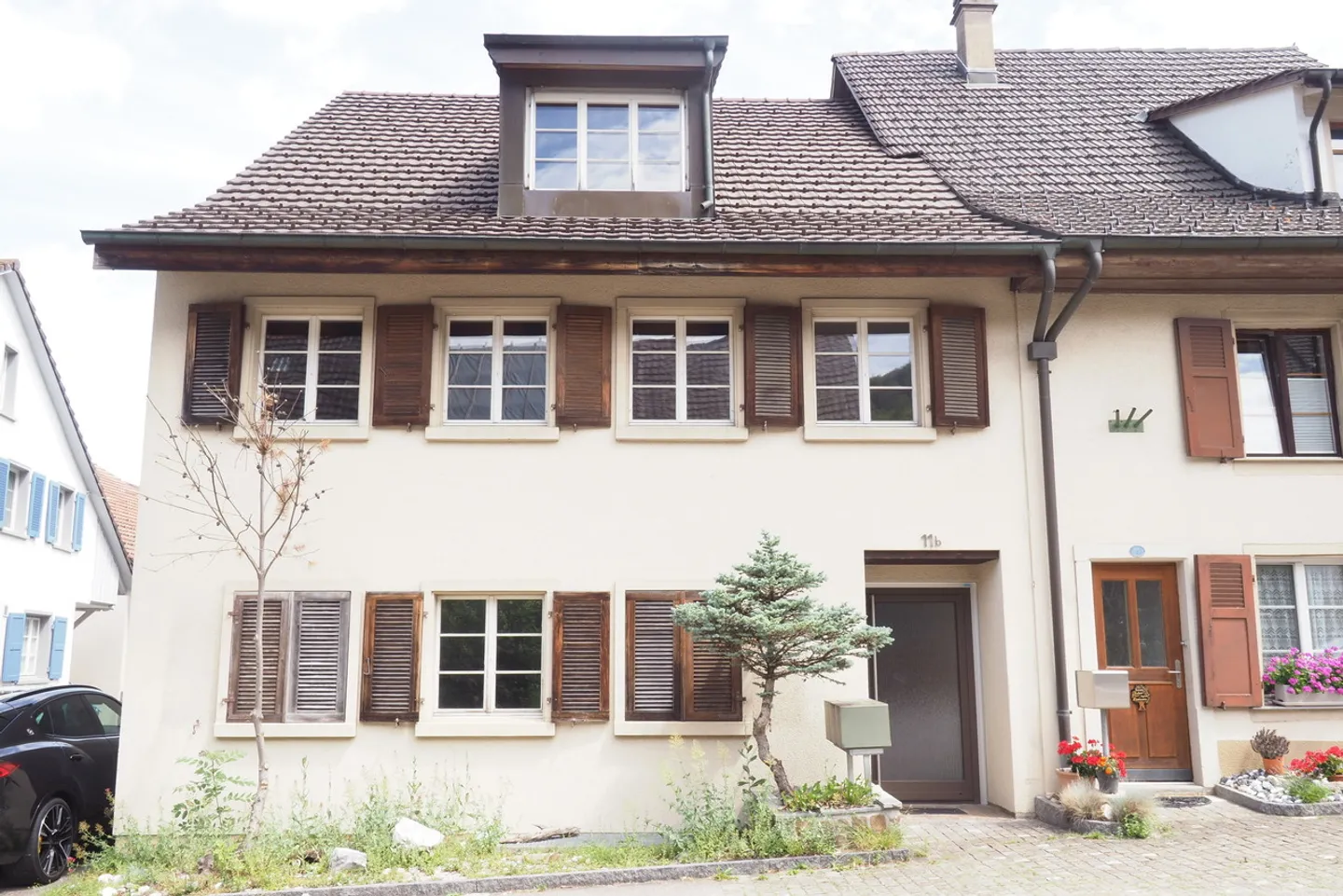 In affitto appartamento di 4,5 stanze con posto auto nel centro del villaggio di Bretzwil - Foto 1 di 10