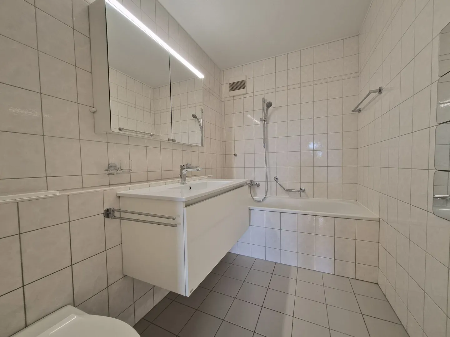 Marly - Spacious renovated 4.5-room apartment on the 1st floor - Photo 8 of 12