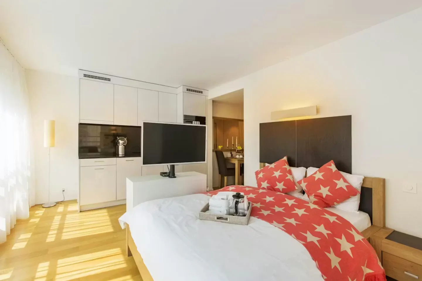 Modern Apartment in Basel - Photo 1 of 10