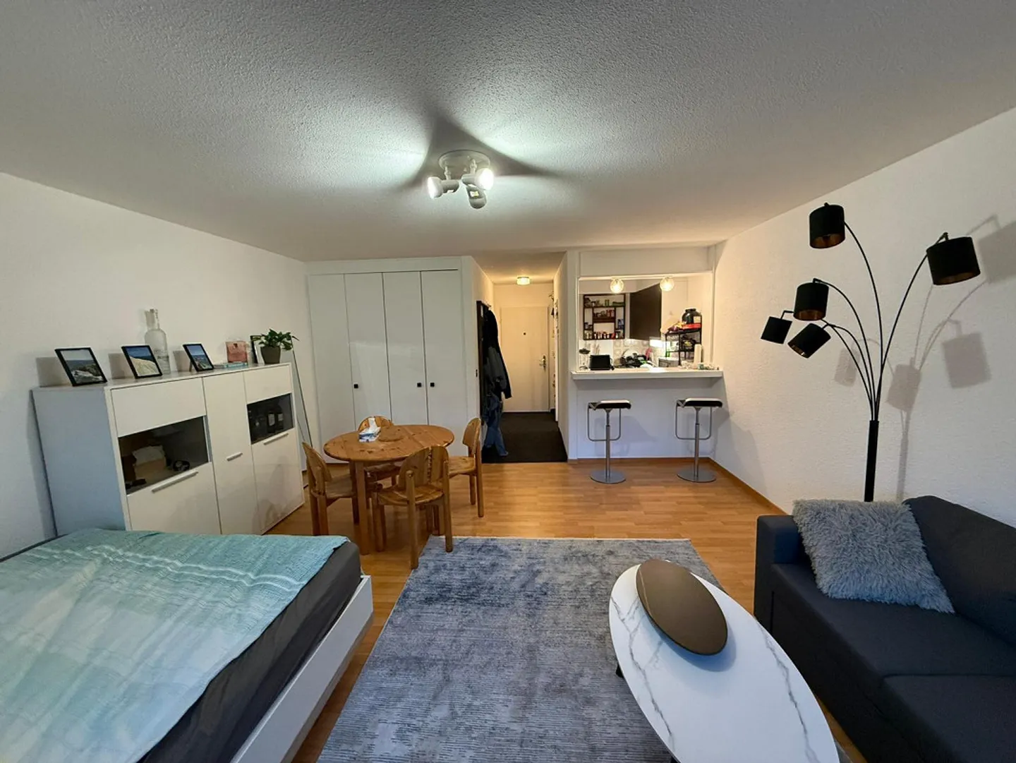 Appartamento 1.5 stanze al 5° piano, 33m2 incluso posto auto e balcone - Foto 1 di 7