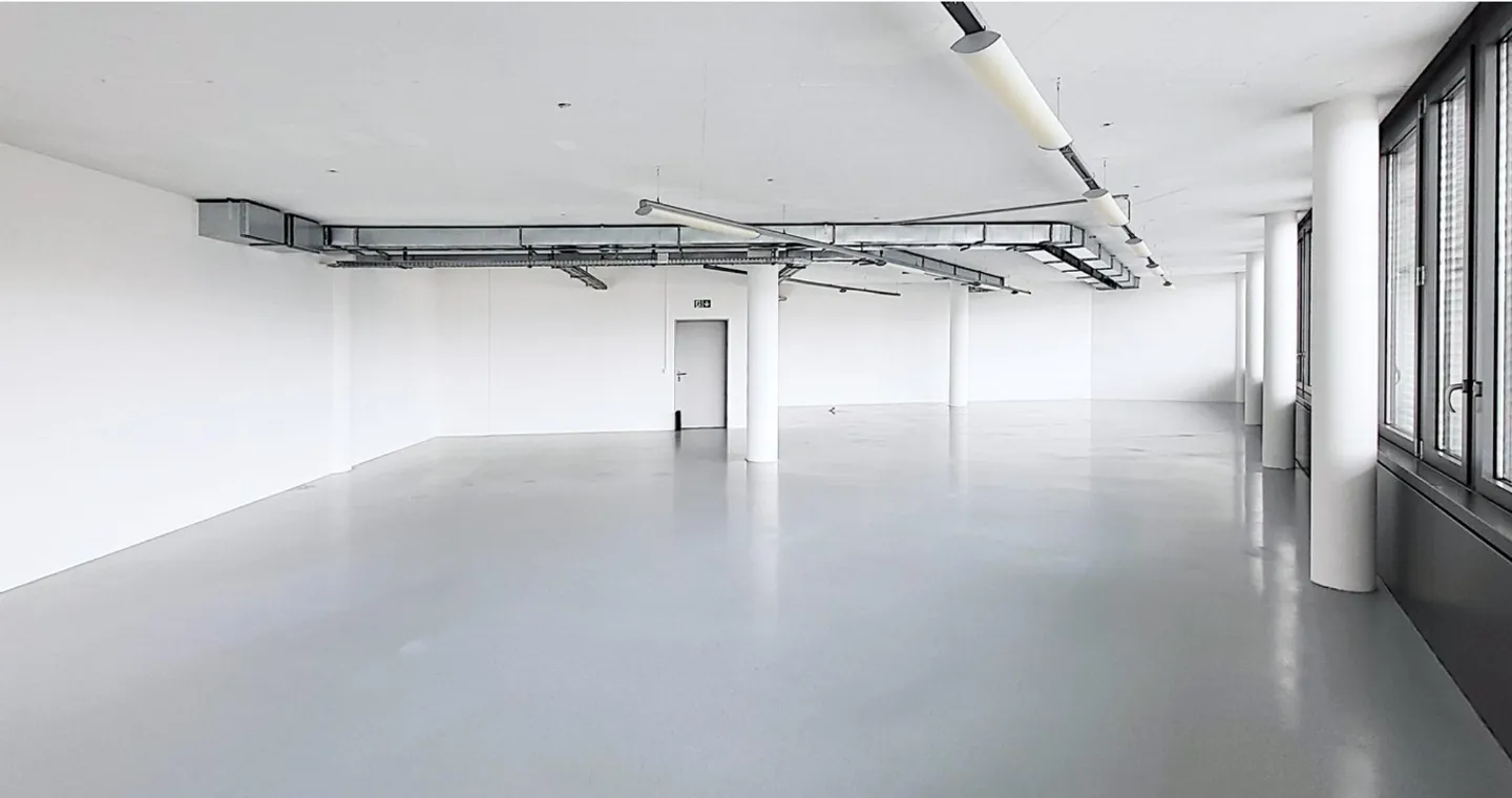 Gewerbeflächen mit Industrieboden - Lüftung bis Mietgrenze vorhanden - Foto 2 von 9