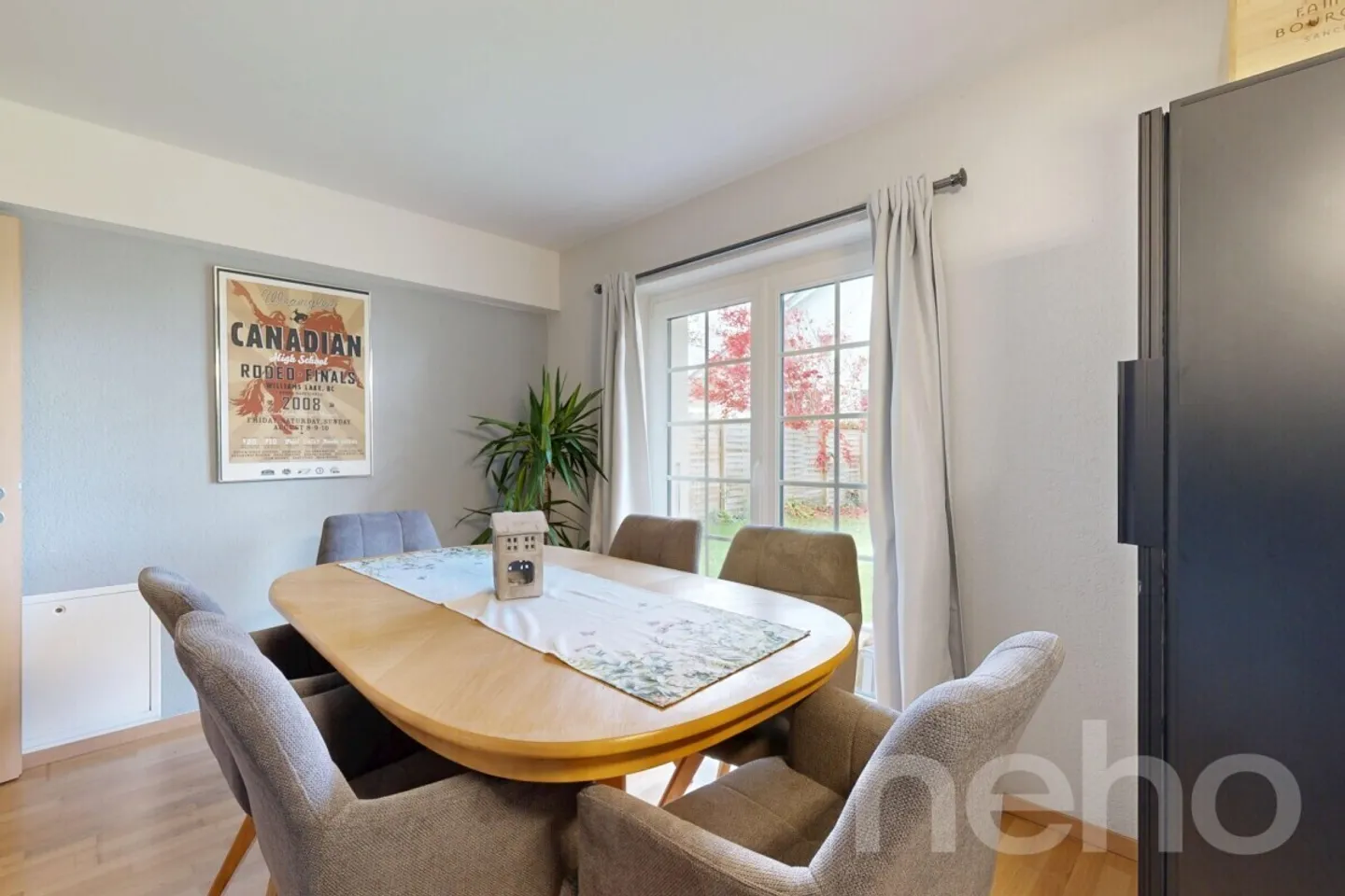 Charming building with barn, storage room and commercial space - Photo 12 of 12