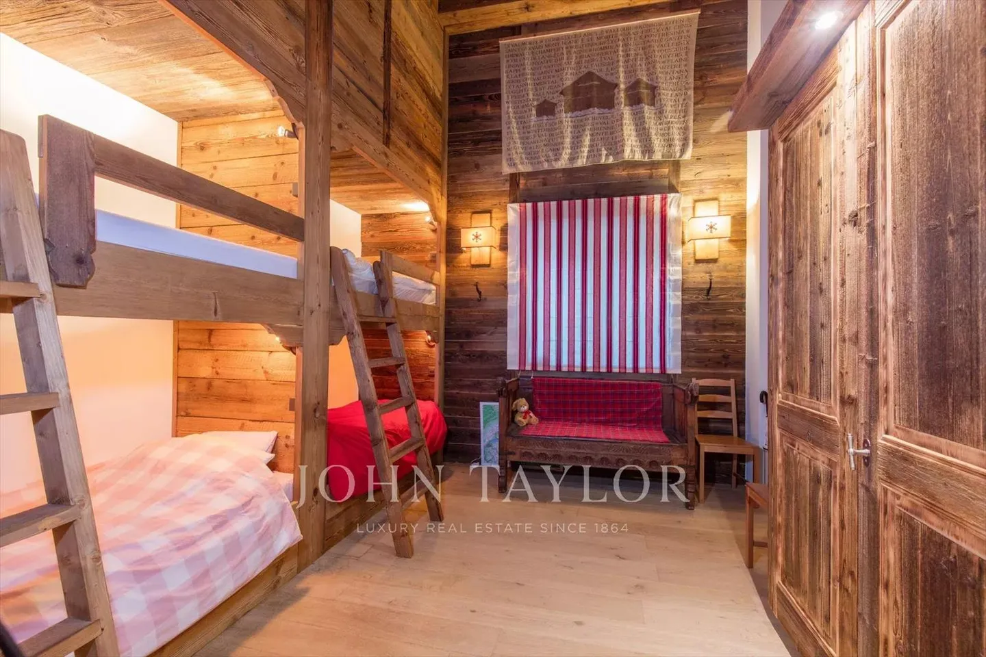 Location quinzaine, mois ou saison: Penthouse 4.5P - Photo 5 sur 8