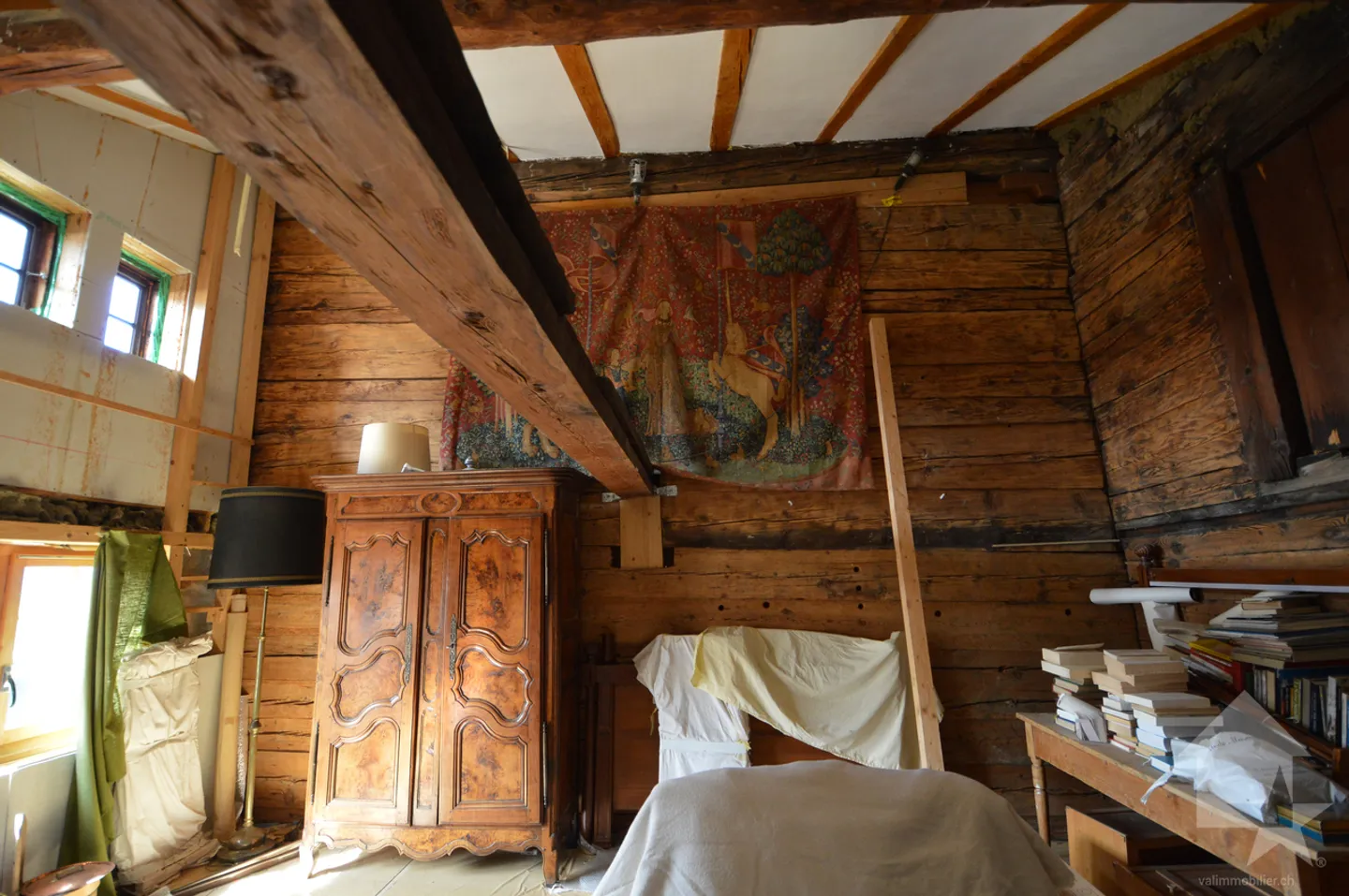 Magnificent Old Manor in Goms - Photo 17 of 21