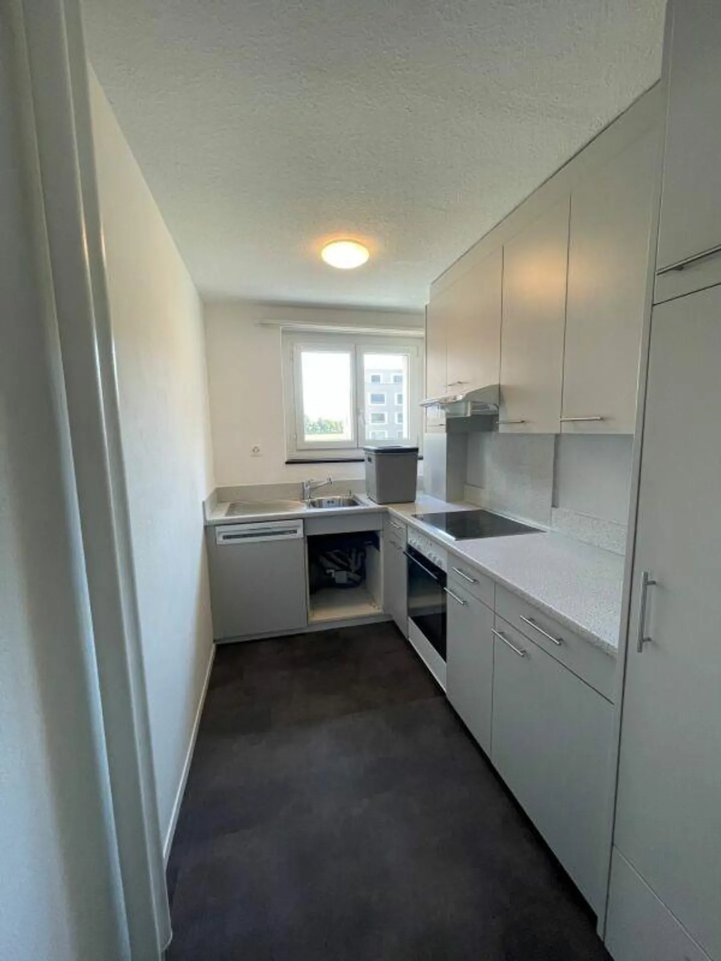 Spacious 2 ½-room apartment near the center - Photo 6 of 13
