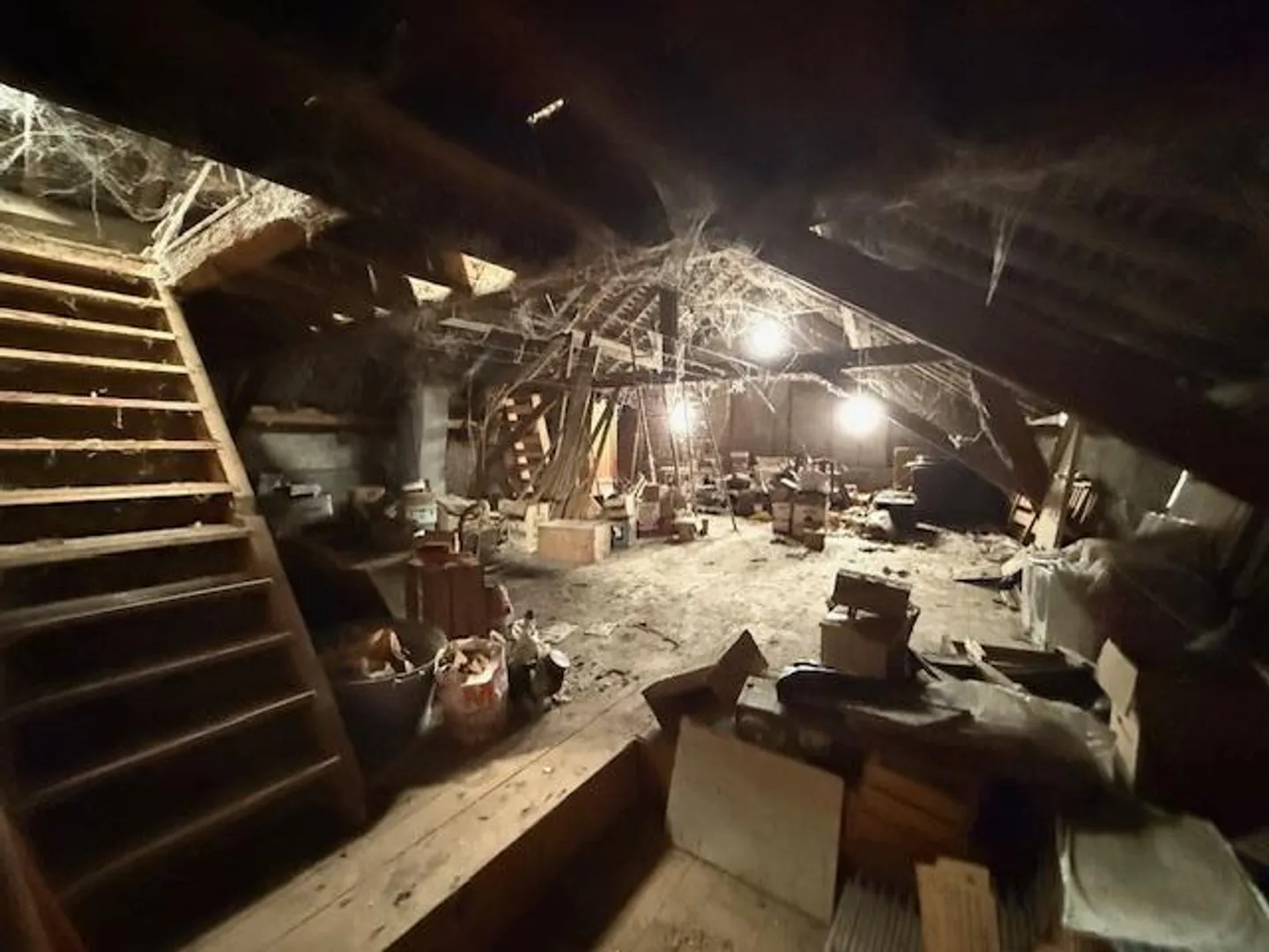 Charakterhaus zur Renovierung - Foto 4 von 5